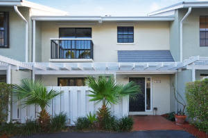 732 NE 12th Terrace, Boynton Beach, FL 33435, Sold 07/01/14
