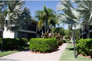 807 NE 1st St, Delray Beach, FL 33483, Sold 03/28/14
