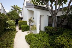 6110 N Ocean Blvd, Boynton Beach, FL 33435, Sold 05/09/14