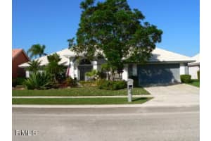 2477 Stonegate Dr, Wellington, FL 33414, Sold 08/20/14