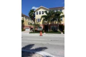 295 NE 5th Ave, Delray Beach, FL 33483, Sold 09/22/14