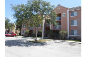 655 SW 111th Way, Pembroke Pines, FL 33025, Sold 05/29/14