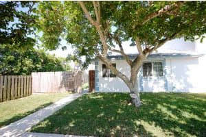 490 NW 52nd Ave, Delray Beach, FL 33445, Sold 08/08/14