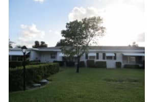 7403 W Oakridge Cir, Lantana, FL 33462, Sold 09/25/14