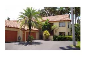 8 Via Lago, Boynton Beach, FL 33435, Sold 09/02/14