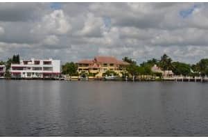 931 Palm Trail APT 5, Delray Beach, FL 33483, Sold 12/11/14
