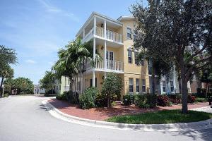 1003 W Heritage Club Cir, Delray Beach, FL 33483, Sold 09/29/14
