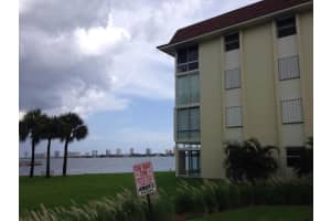 410 Wilma Cir, Riviera Beach, FL 33404, Sold 10/27/14