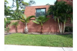 1515 Augusta Cir, Delray Beach, FL 33445, Sold 11/03/14