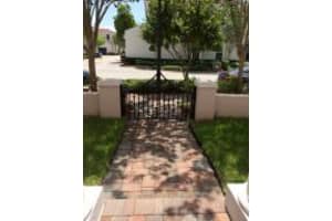 8292 NW 9th Ave, Boca Raton, FL 33487, Sold 01/15/16