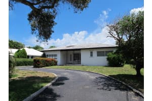 1008 N Atlantic Dr, Lantana, FL 33462, Sold 10/10/14