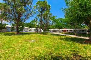 8284 S Elizabeth Ave, Palm Beach Gardens, FL 33418, Sold 12/04/14