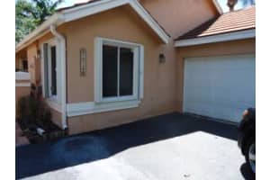 10116 NW 3rd Ct, Plantation, FL 33324, Sold 02/26/15
