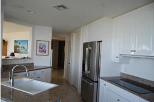 425 S Beach Rd, Tequesta, FL 33469, Sold 02/19/16