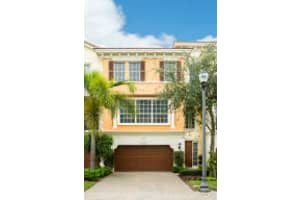 632 NE Francesca Ln, Boca Raton, FL 33487, Sold 12/04/15