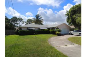 4112 Brandon Dr, Delray Beach, FL 33445, Sold 02/03/15