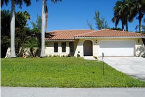 34 Harbour Dr N, Boynton Beach, FL 33435, Sold 06/10/15