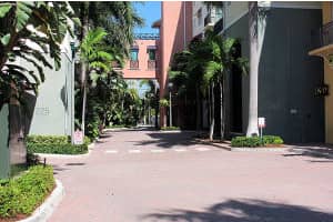 235 NE 1st St, Delray Beach, FL 33444, Sold 01/07/15