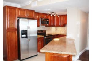 2800 N Flagler Dr, West Palm Beach, FL 33407, Sold 01/07/15