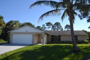 834 SE Walters Terrace, Port St. Lucie, FL 34983, Sold 03/20/15
