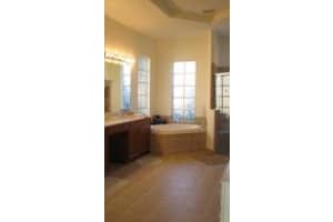 9144 Pineville Dr, Lake Worth, FL 33467, Sold 04/17/15