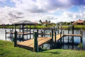 2656 SW River Shore Dr, Port St. Lucie, FL 34984, Sold 05/17/16