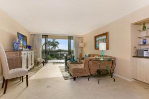 3440 S Ocean Blvd, Palm Beach, FL 33480, Sold 09/25/15