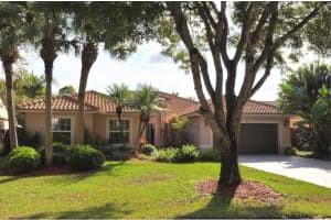 4810 NW 75th St, Pompano Beach, FL 33073, Sold 03/16/15