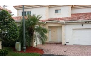 552 7th Square SW, Vero Beach, FL 32962, Sold 04/30/15