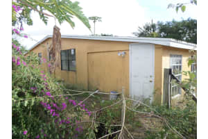 2926 D Rd, Loxahatchee, FL 33470, Sold 05/26/15