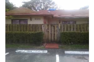 4302 Woodstock Dr, West Palm Beach, FL 33409, Sold 02/24/15