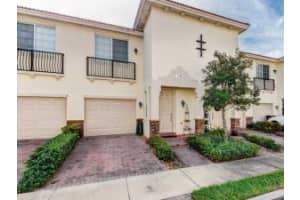 122 S Longport Cir, Delray Beach, FL 33444, Sold 02/18/15