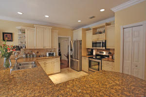 12490 Pineacre Ln, Wellington, FL 33414, Sold 06/23/15