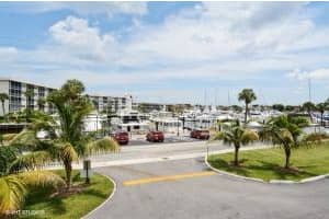 1030 US-1, North Palm Beach, FL 33408, Sold 10/03/16