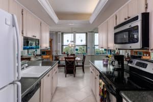 5480 N Ocean Dr, Riviera Beach, FL 33404, Sold 01/12/16