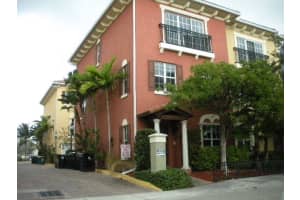 530 S Federal Hwy, Lake Worth, FL 33460, Sold 05/20/15