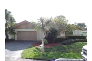 6900 Villas Dr W, Boca Raton, FL 33433, Sold 04/24/15