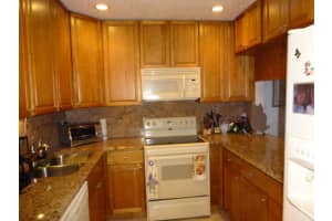 4314 Landar Dr #3b, Lake Worth, FL 33463, Sold 03/06/15