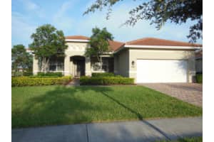 6750 Osage Cir #52, West Palm Beach, FL 33413, Sold 02/13/15