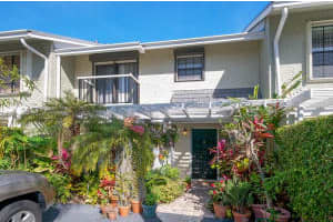 611 NE 12th Terrace, Boynton Beach, FL 33435, Sold 09/29/15