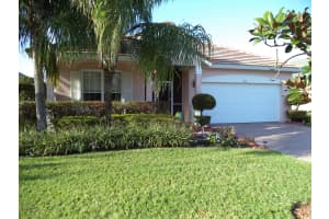 136 NW Willow Grove Ave, Port St. Lucie, FL 34986, Sold 04/22/15