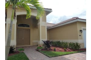 9382 Silent Oak Cir, Royal Palm Beach, FL 33411, Sold 04/30/15