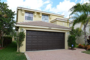 1518 Running Oak Ln, Royal Palm Beach, FL 33411, Sold 04/06/15