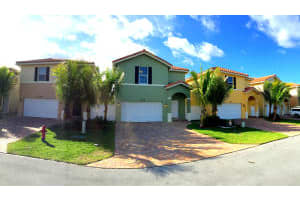 3418 Elizabeth Pl N, Palm Springs, FL 33461, Sold 04/21/15