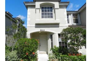 910 Summit Lake Dr, West Palm Beach, FL 33406, Sold 04/20/15