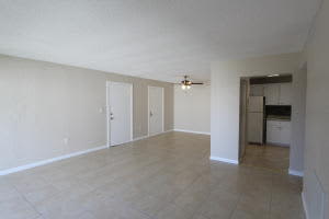 429 Executive Center Dr, West Palm Beach, FL 33401, Sold 04/27/15