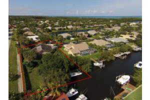 8824 SE Marina Bay Dr, Hobe Sound, FL 33455, Sold 10/30/15