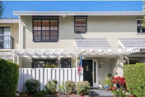 731 NE 12th Terrace, Boynton Beach, FL 33435, Sold 12/01/15