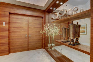 2711 S Ocean Dr, Hollywood, FL 33019, Sold 11/18/15