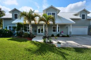 8389 SE Woodcrest Pl, Hobe Sound, FL 33455, Sold 08/28/15